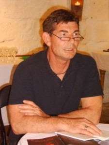 bei einer Lesung in der Künstlergalerie I-Kuh 2006